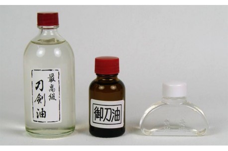 Oil for blade
