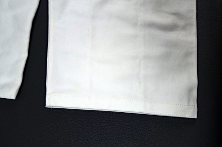 Finishing of hems